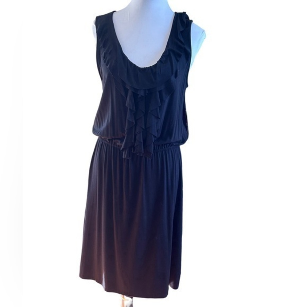 NWT Merona Scoop-necked Sleeveless Dress - Size Medium 🖤